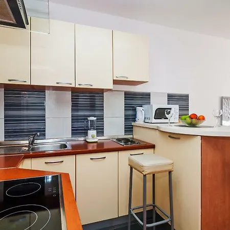Cosmopolitan Apartman